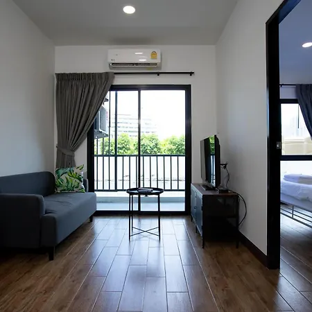 Room 36 Service Apartment